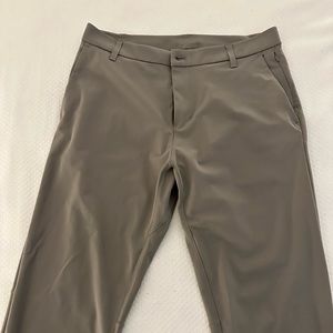 Commission Relaxed-Fit Pant